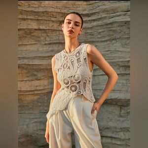 Gorgeous Commense Top Brand New with tags size small